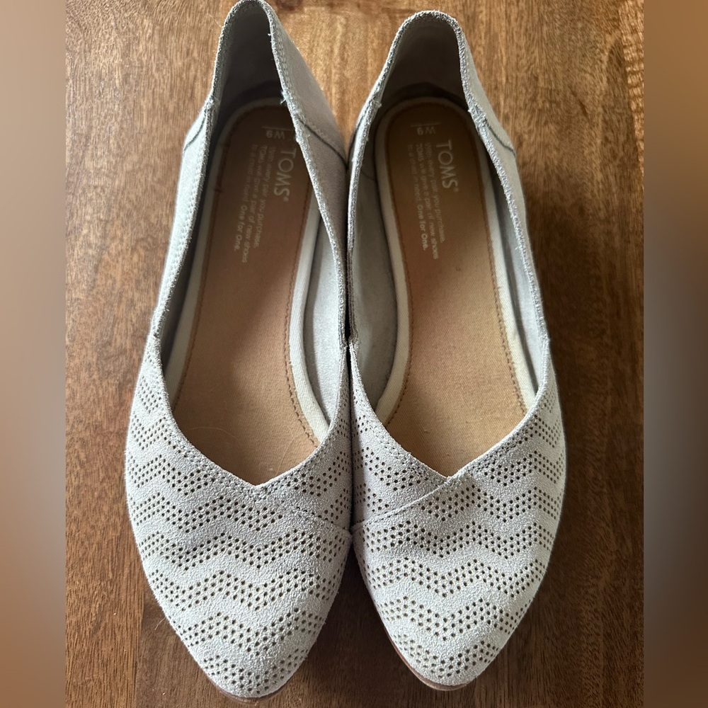 Toms Suede Jutti Flats